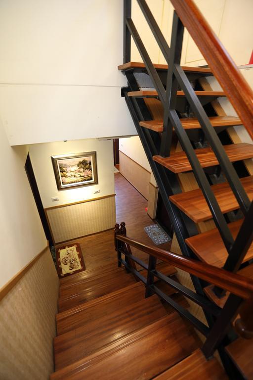 First Place B&B Kota Hualien Bagian luar foto
