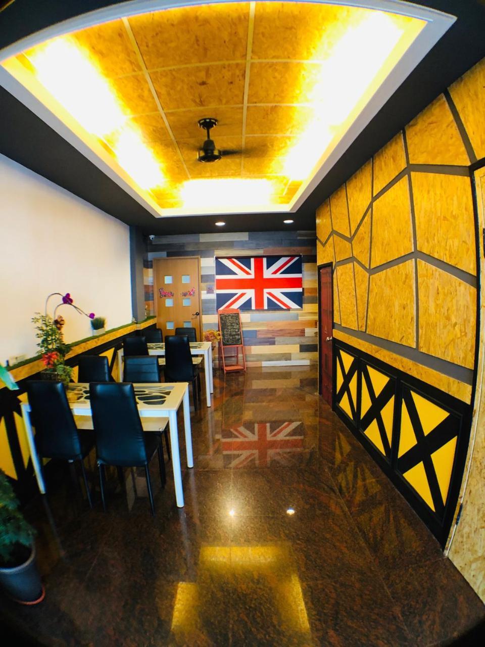 First Place B&B Kota Hualien Bagian luar foto
