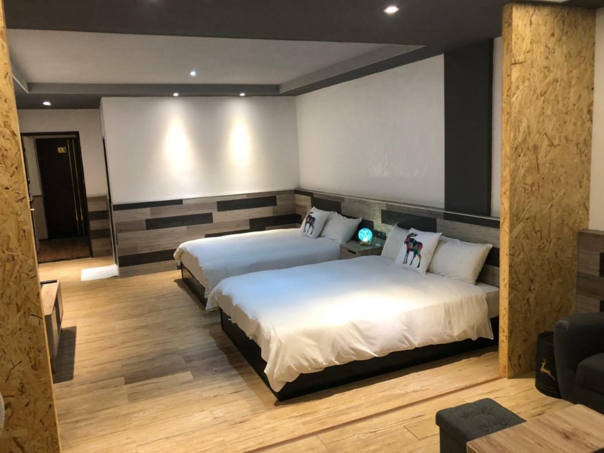 First Place B&B Kota Hualien Bagian luar foto