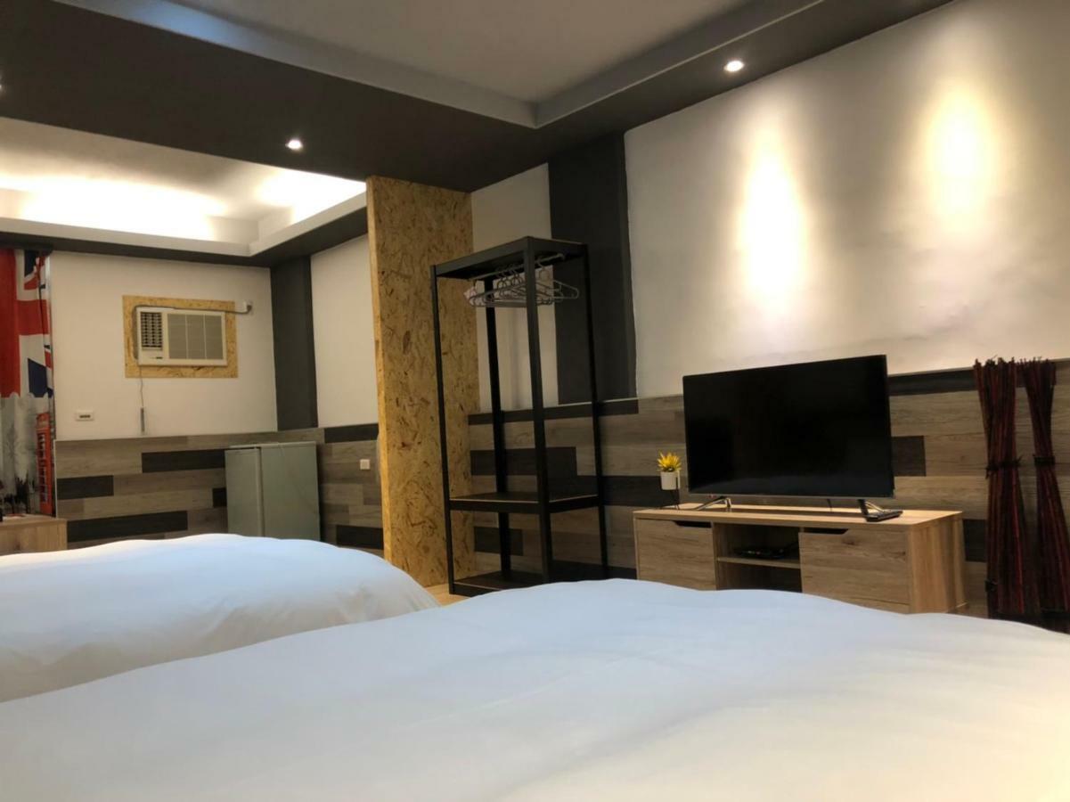First Place B&B Kota Hualien Bagian luar foto