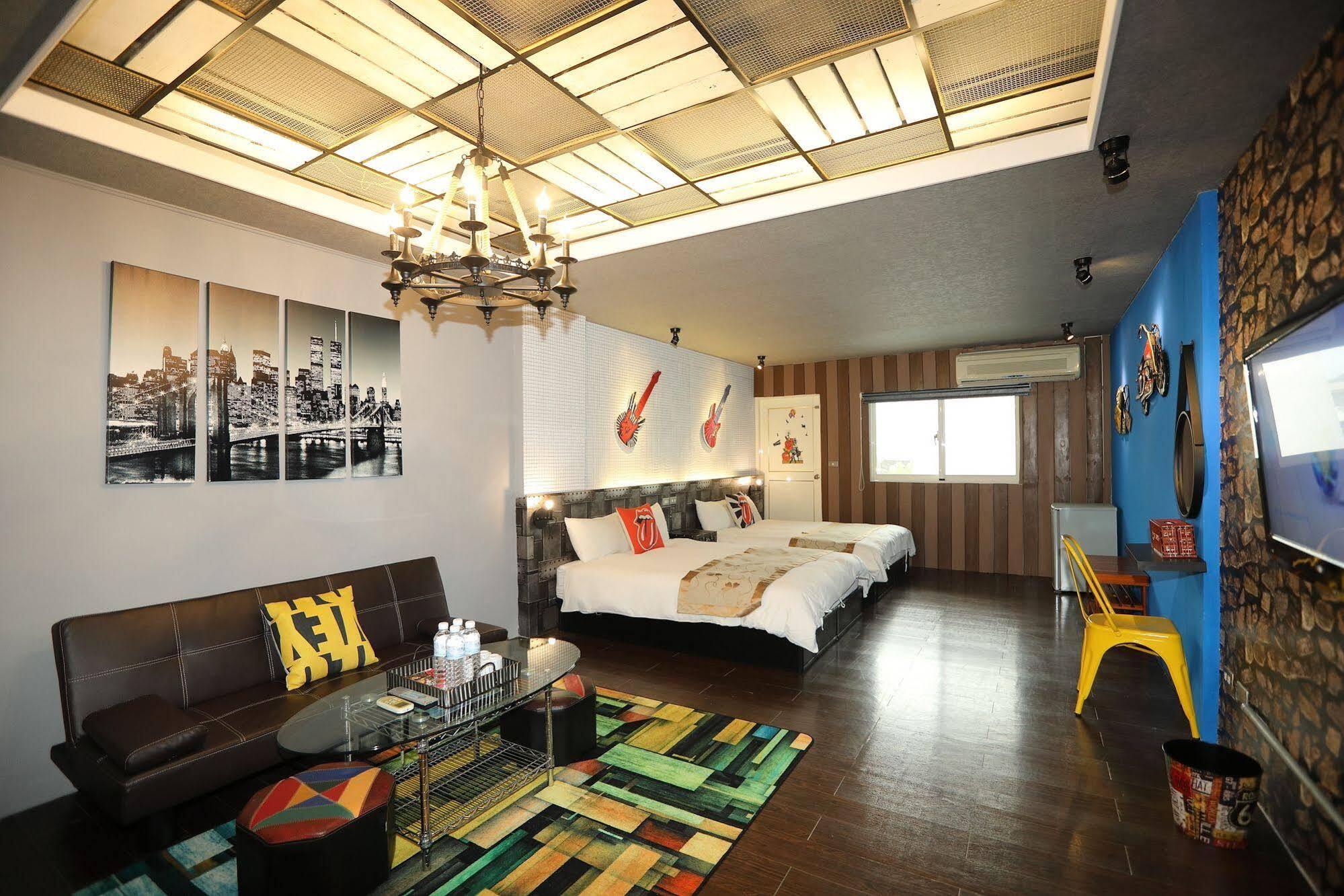 First Place B&B Kota Hualien Bagian luar foto