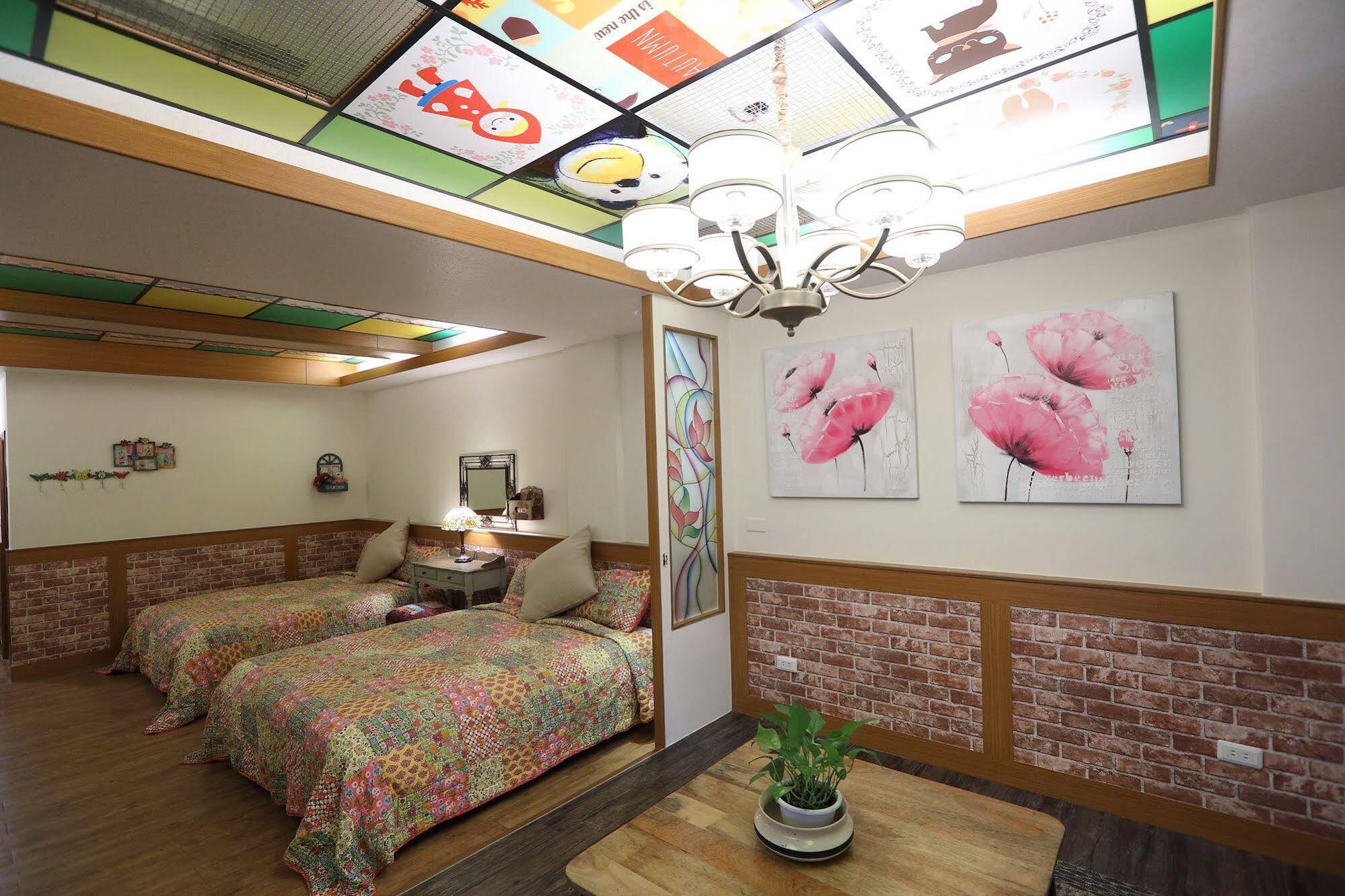 First Place B&B Kota Hualien Bagian luar foto